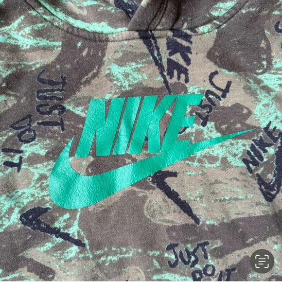 Nike Kids Hoodie - Camo Green and Black Camo Size M Activewear Athleisure - Picture 7 of 13